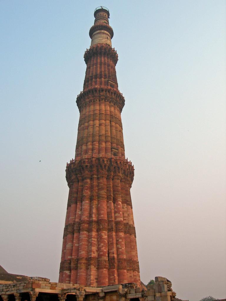 Qutub Minar Rajasthan INDE 2007 (6)